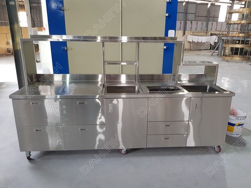 Gia công bàn bếp công nghiệp chất lượng cao tại Hà Nội