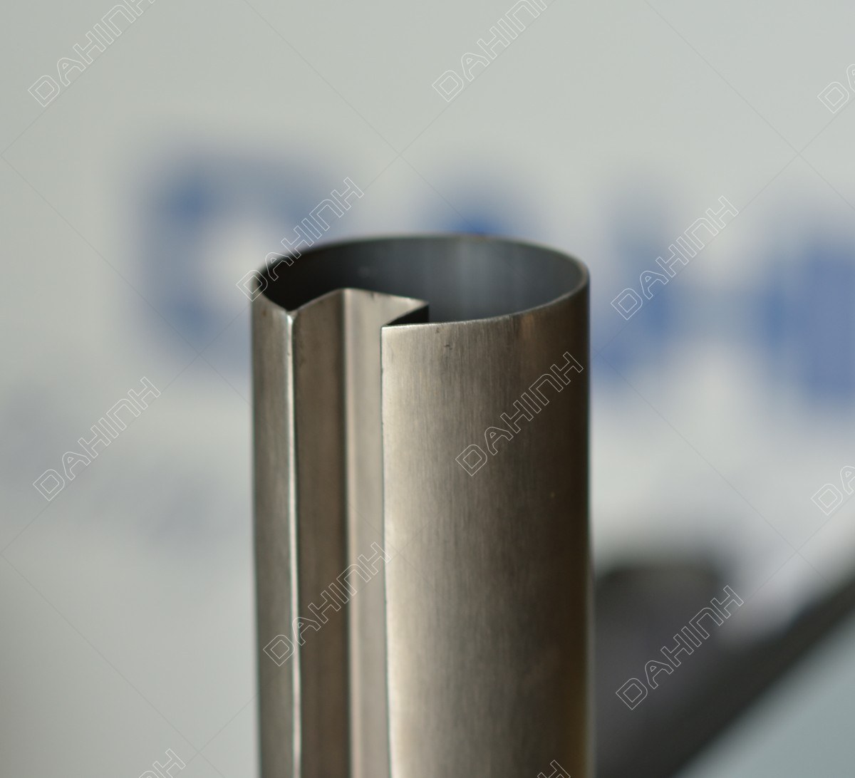Gia công tay vịn inox tròn 2 Gia công tay vịn inox tròn theo yêu cầu