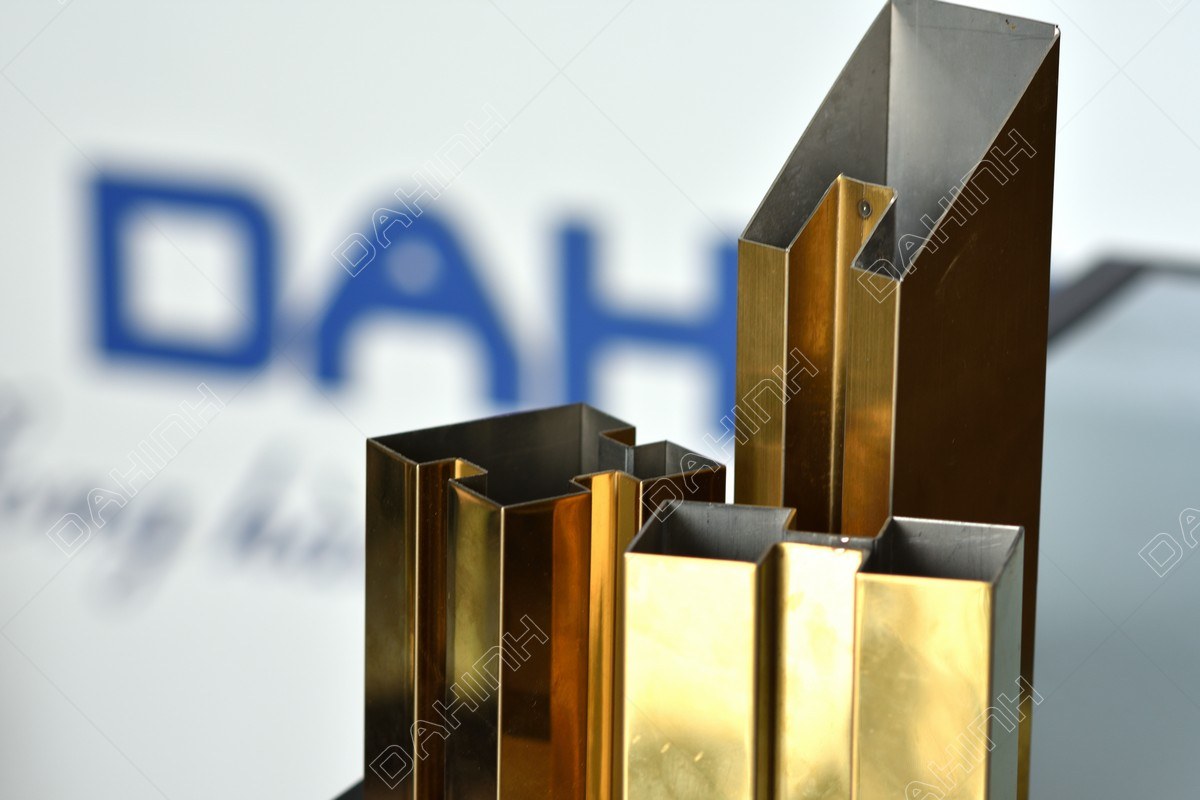 Gia công tay vịn inox tròn 6 Dẫn đầu thị trường Hà Nội về chất lượng inox mạ vàng